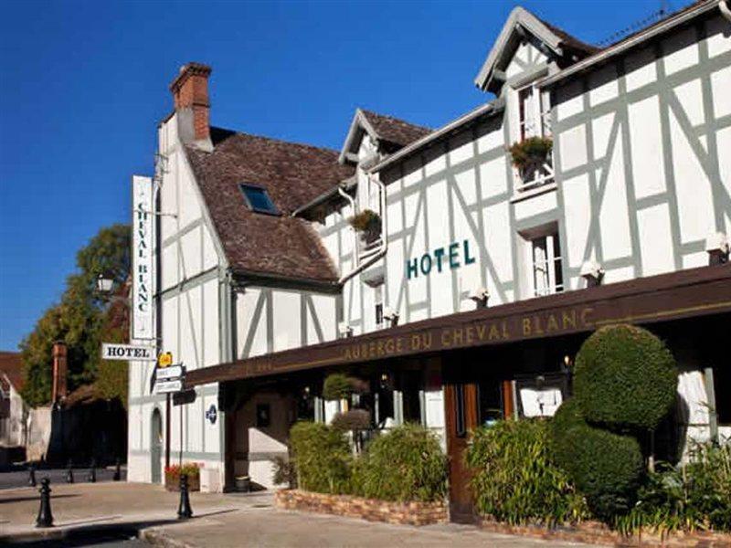 Hotel Du Cheval Blanc - Paris Marne La Vallee Disneyland Paris Exterior foto