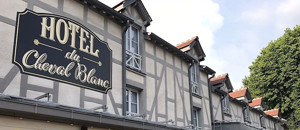 Hotel Du Cheval Blanc - Paris Marne La Vallee Disneyland Paris Exterior foto