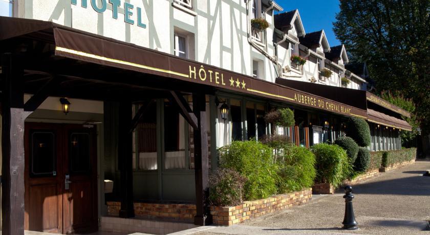 Hotel Du Cheval Blanc - Paris Marne La Vallee Disneyland Paris Exterior foto